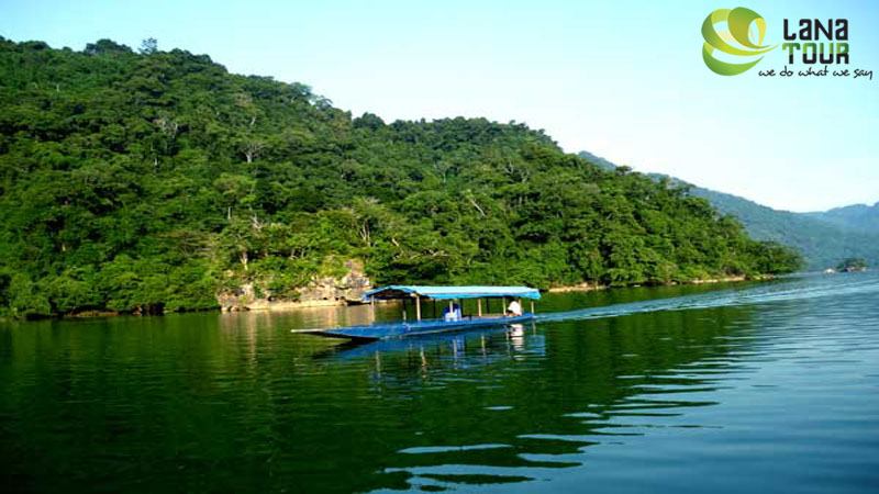 Lac Ba Be